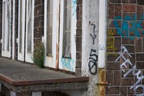 ADL_082737